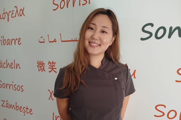 Amanda higienista dental valdemoro